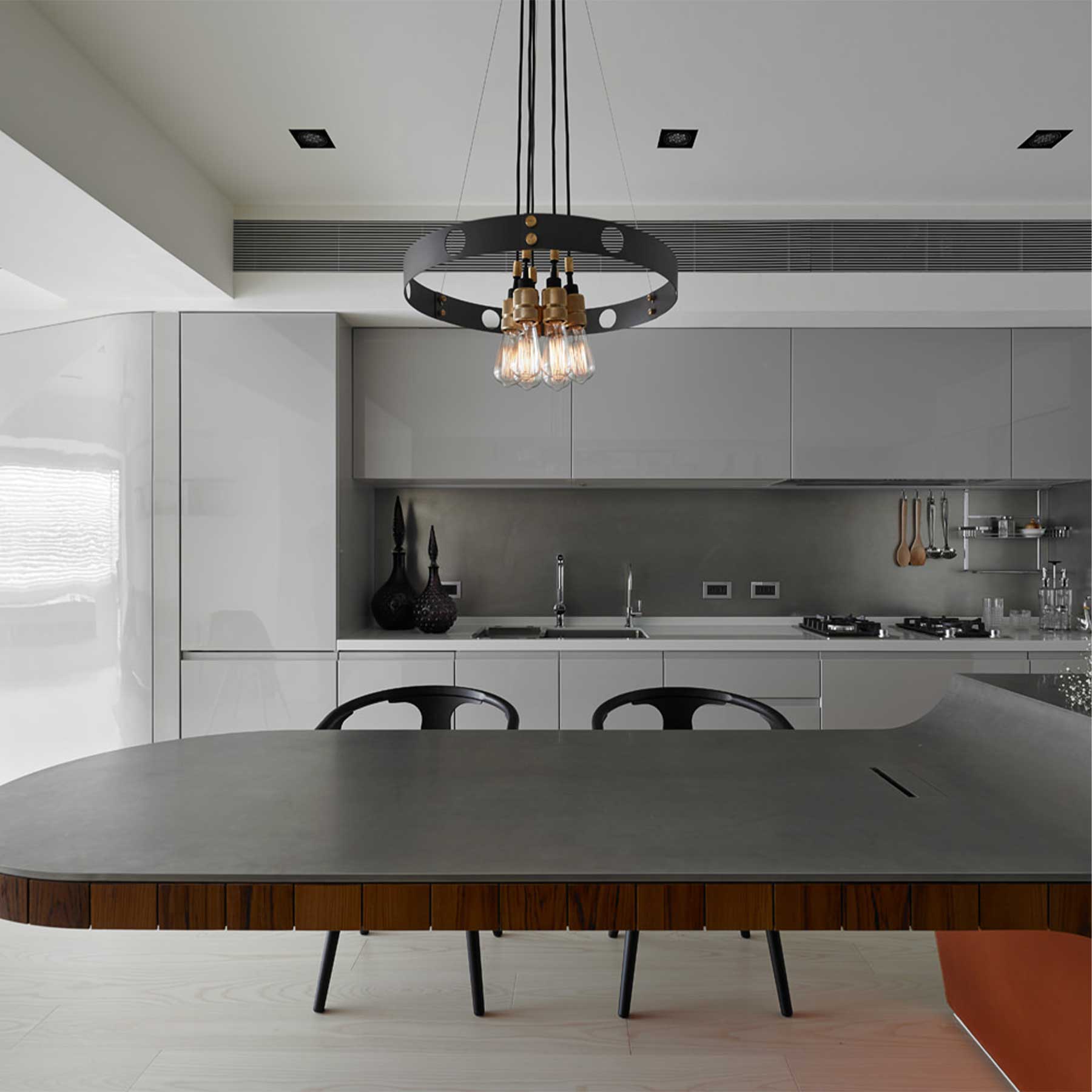 Buster & Punch Hero Light E27 závěsné svítidlo