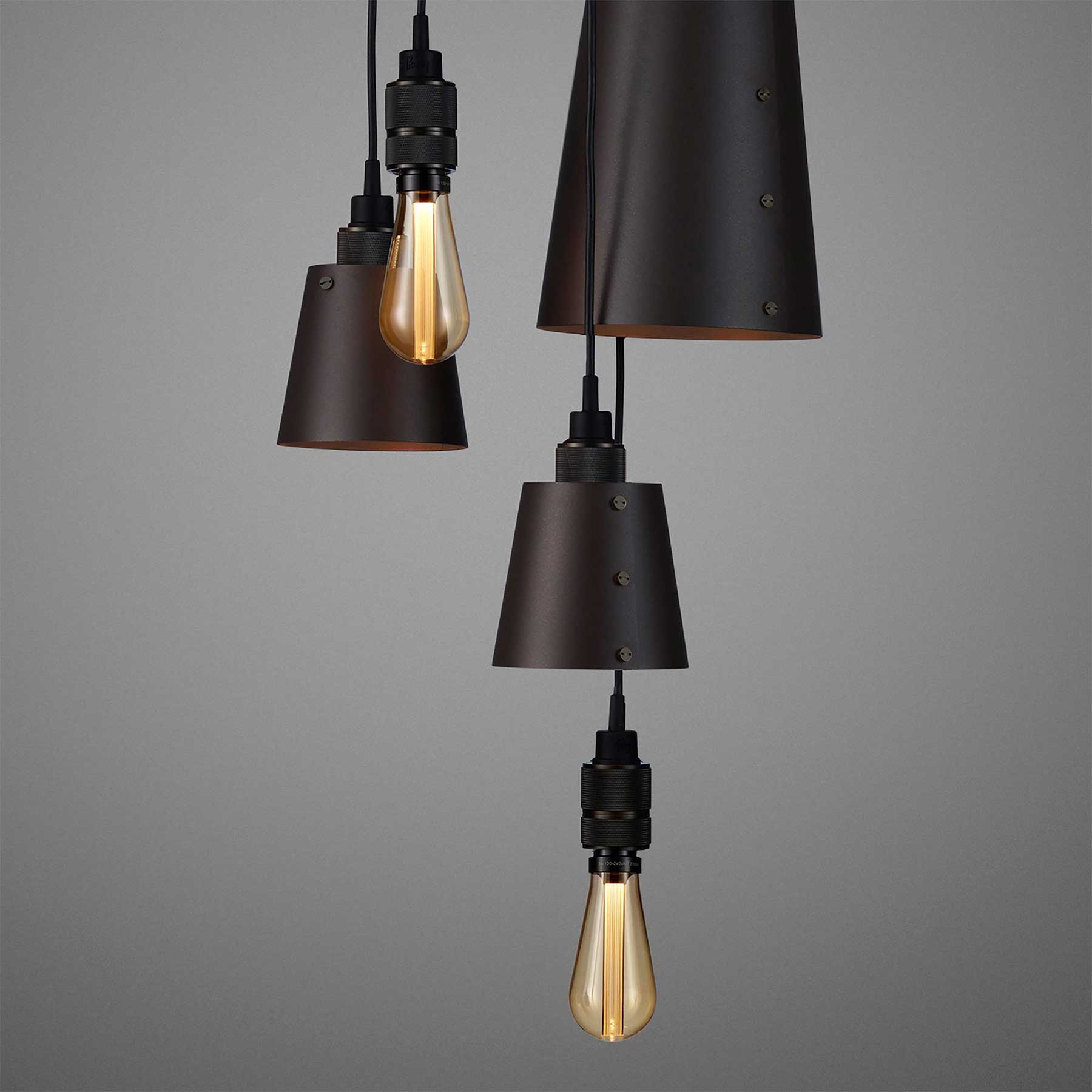 Buster & Punch HOOKED Mix E27 grafitové závěsné svítidlo