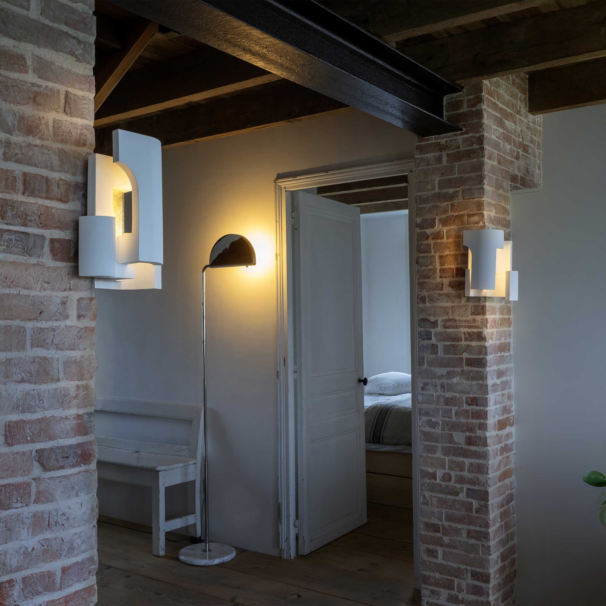 DCW éditions Mezzaluna LED podna lampa