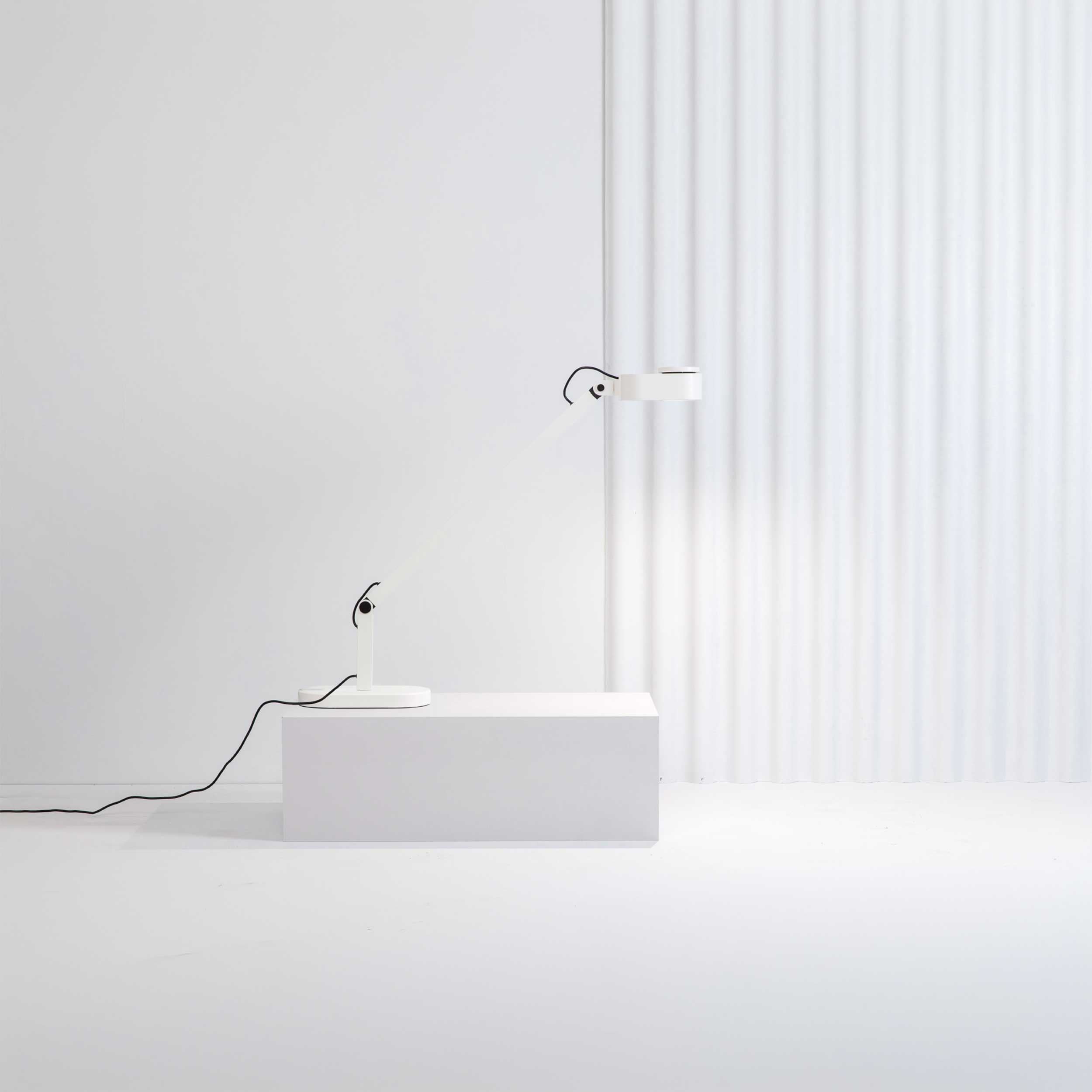 Faro Leo LED stolna lampa