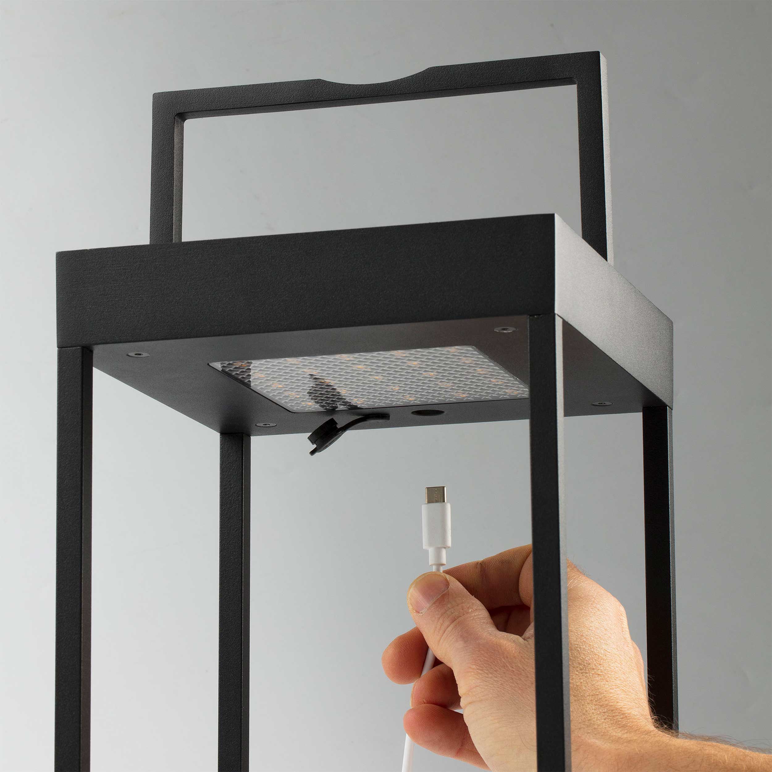 Faro Cata LED stolna lampa