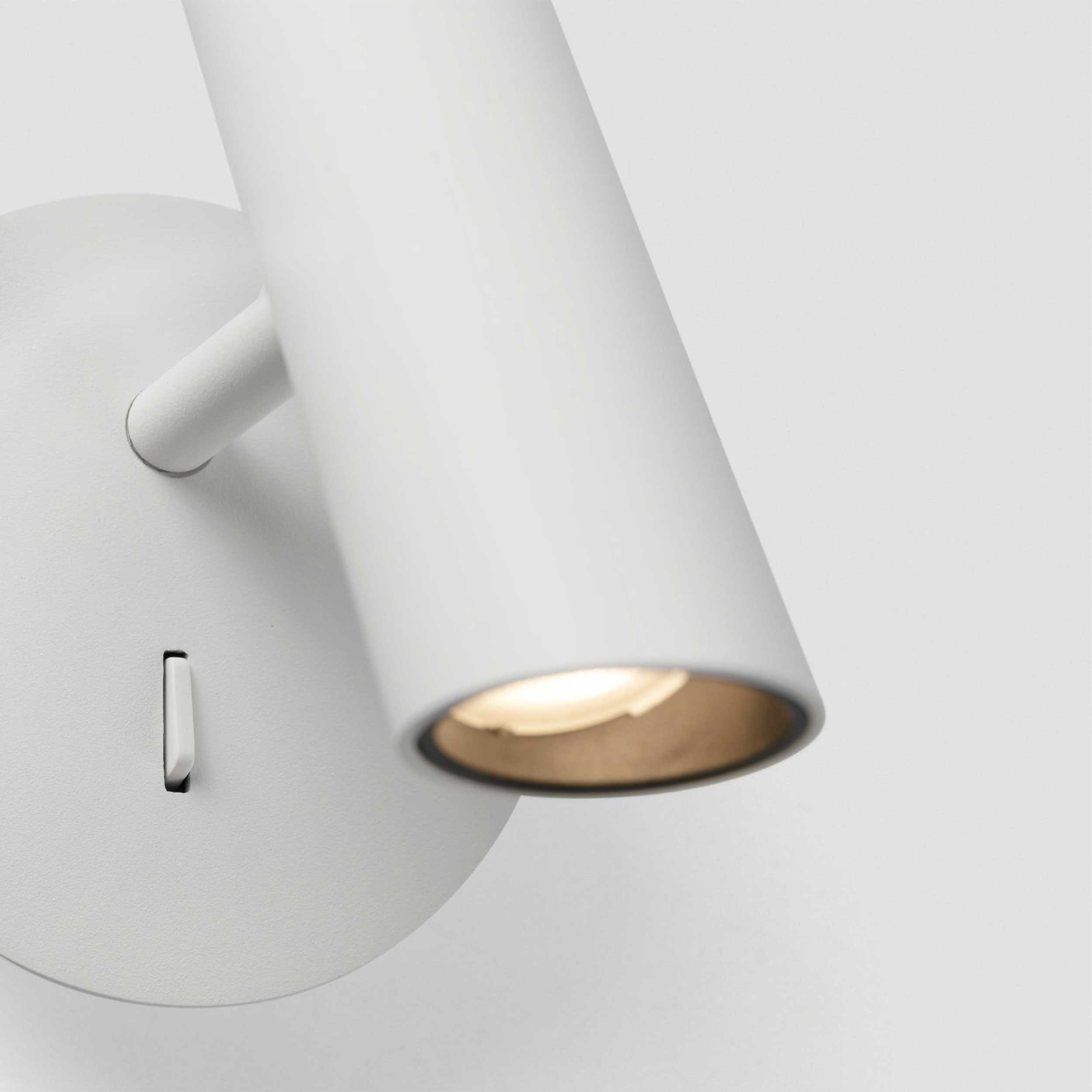 Faro Leo LED zidna svjetiljka za noćni ormarić