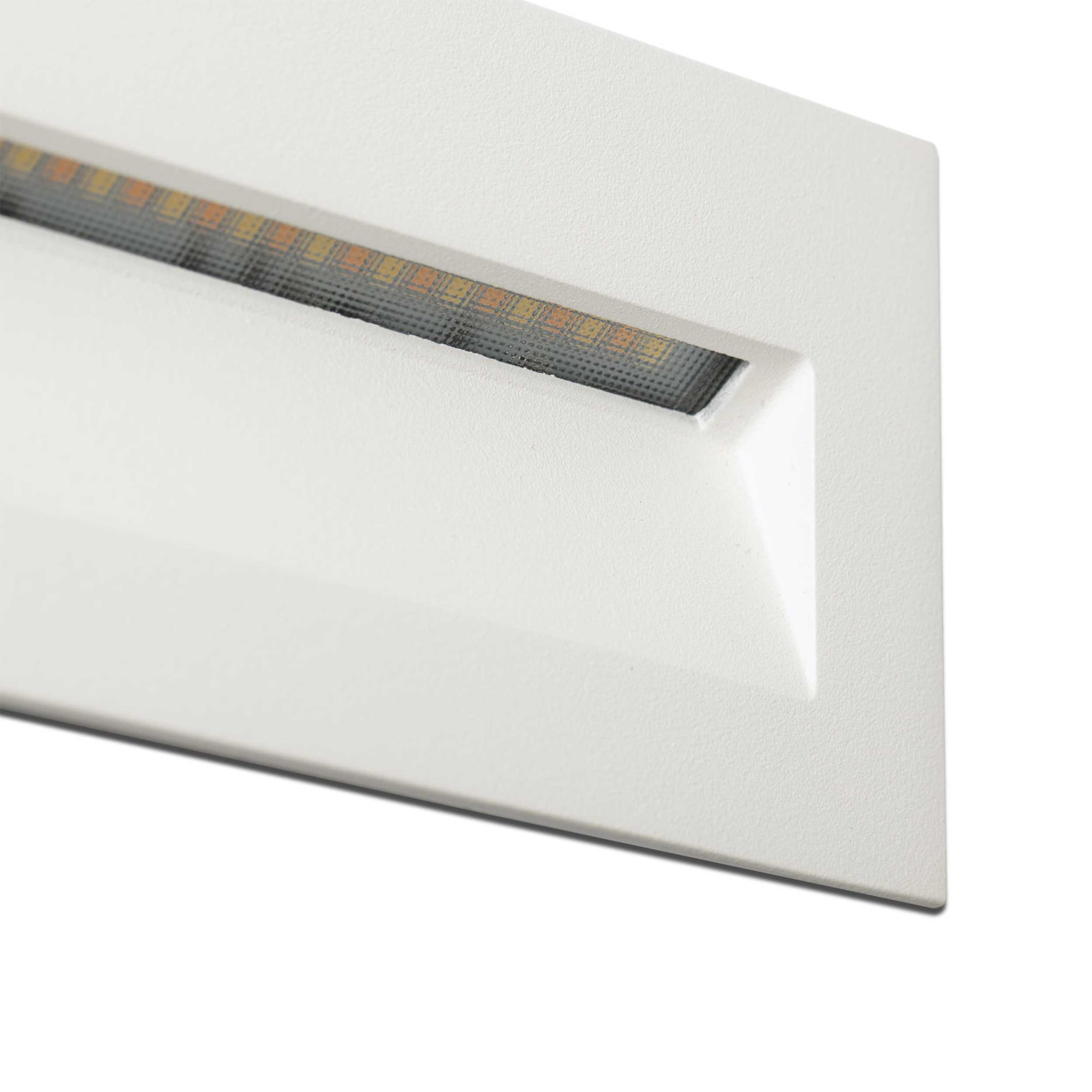 Faro Mani LED ukopljena vanjska svjetiljka IP65