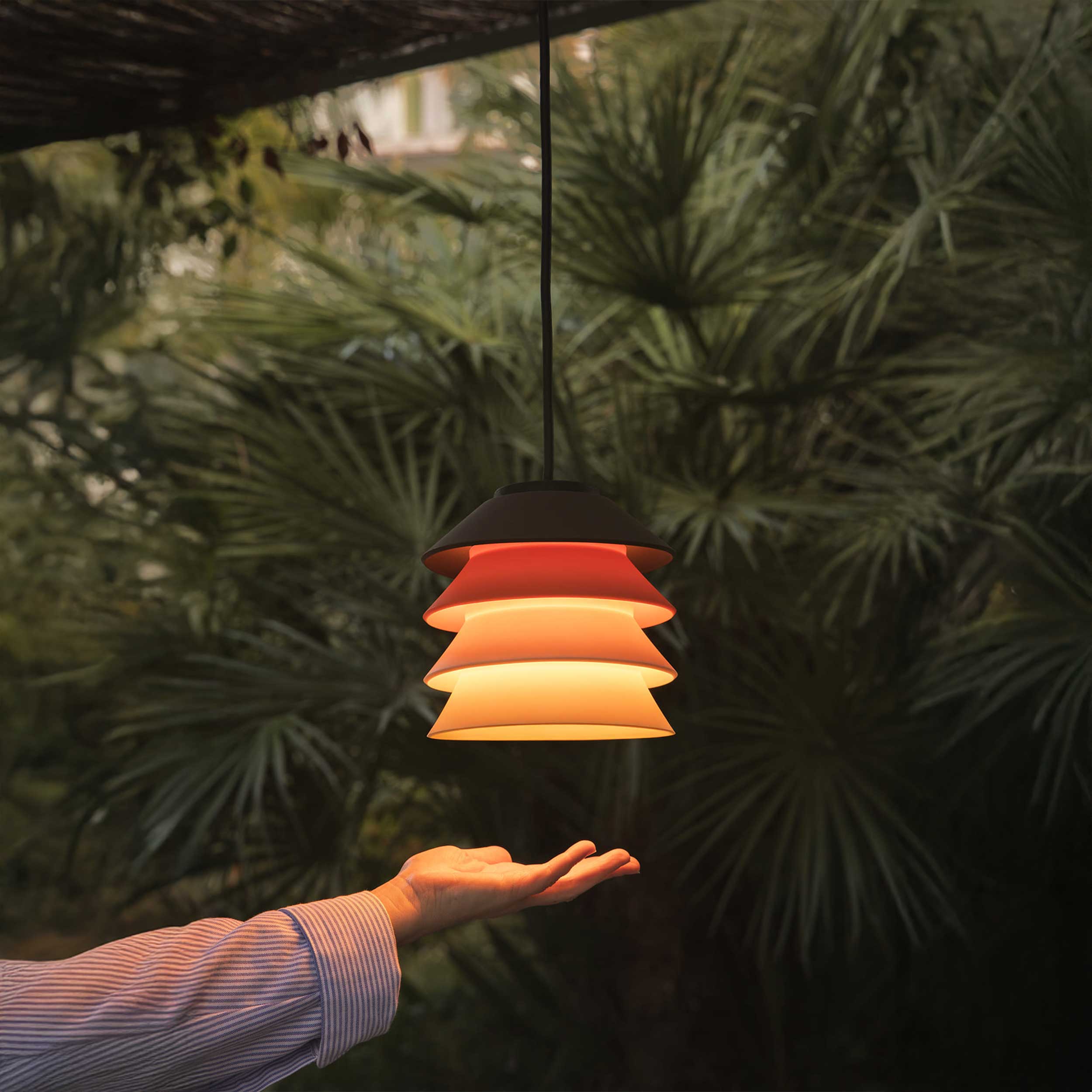 Faro Toba E27 vanjska viseća svjetiljka IP65