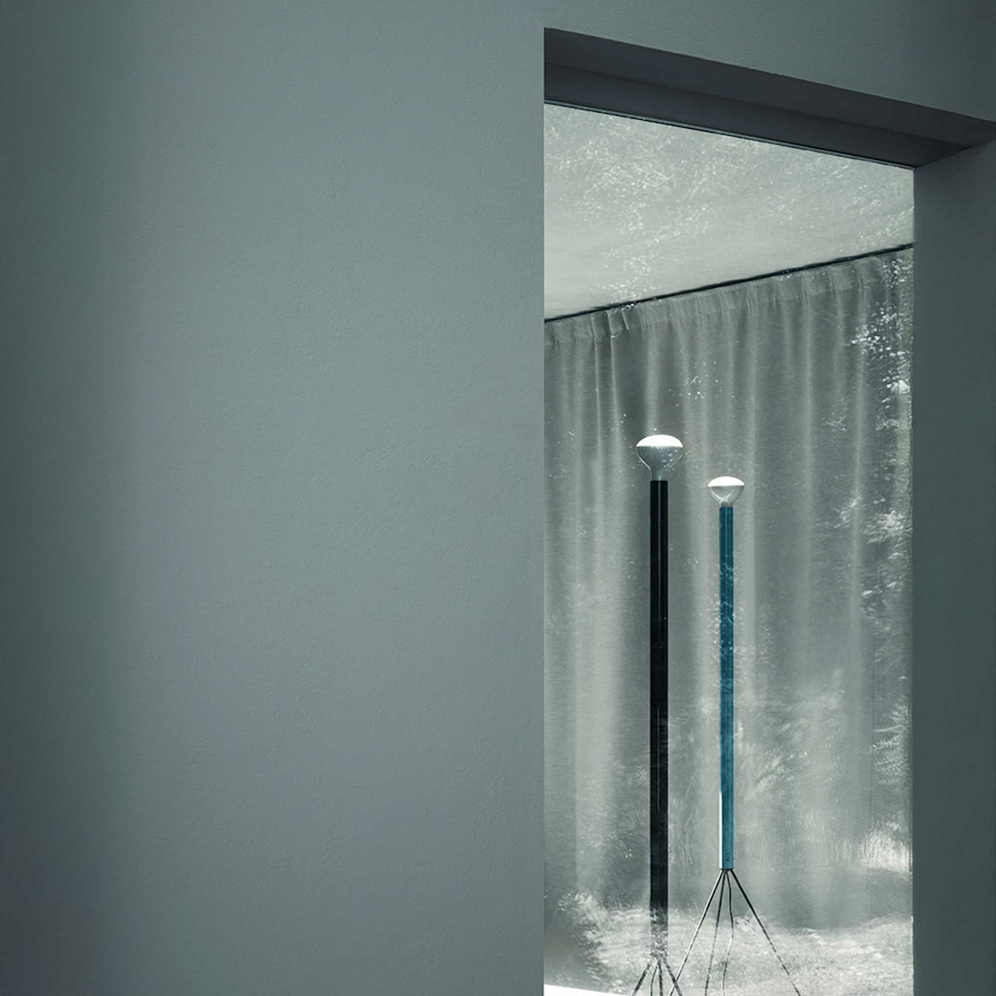 Flos Luminator E27 ikonická stojací lampa