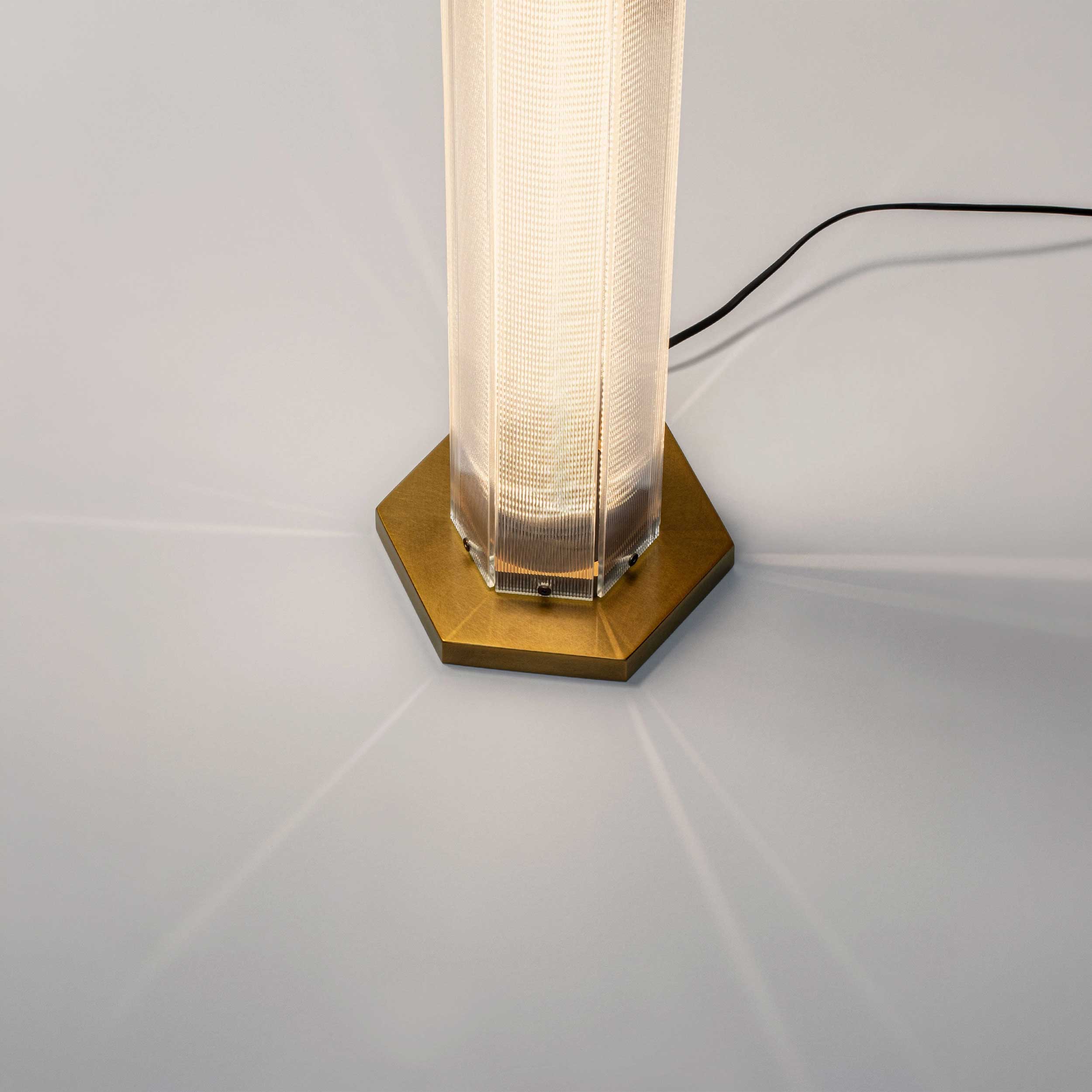Nova Luce Essenzo LED stolna lampa