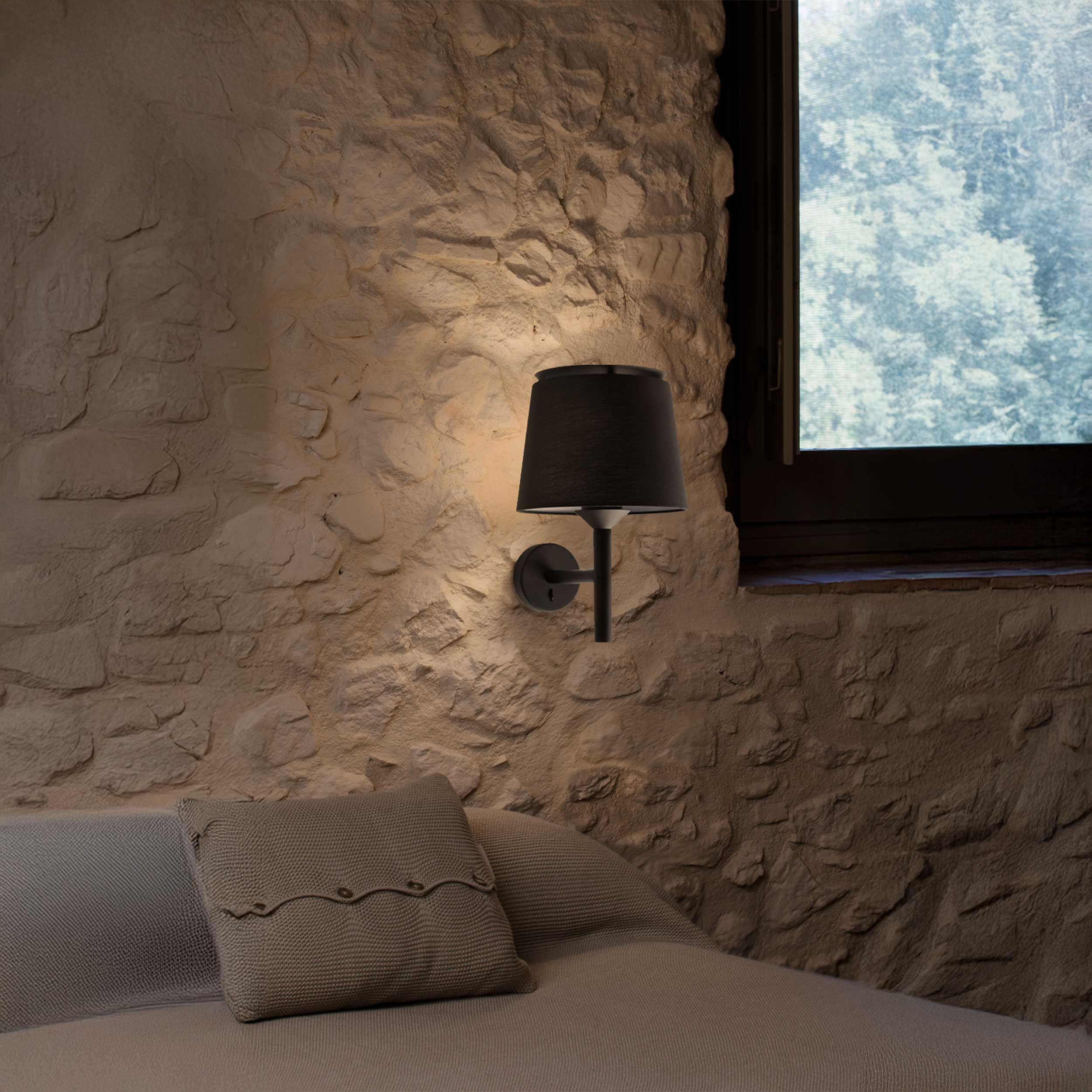 Zidna svjetiljka Faro Savoy E27