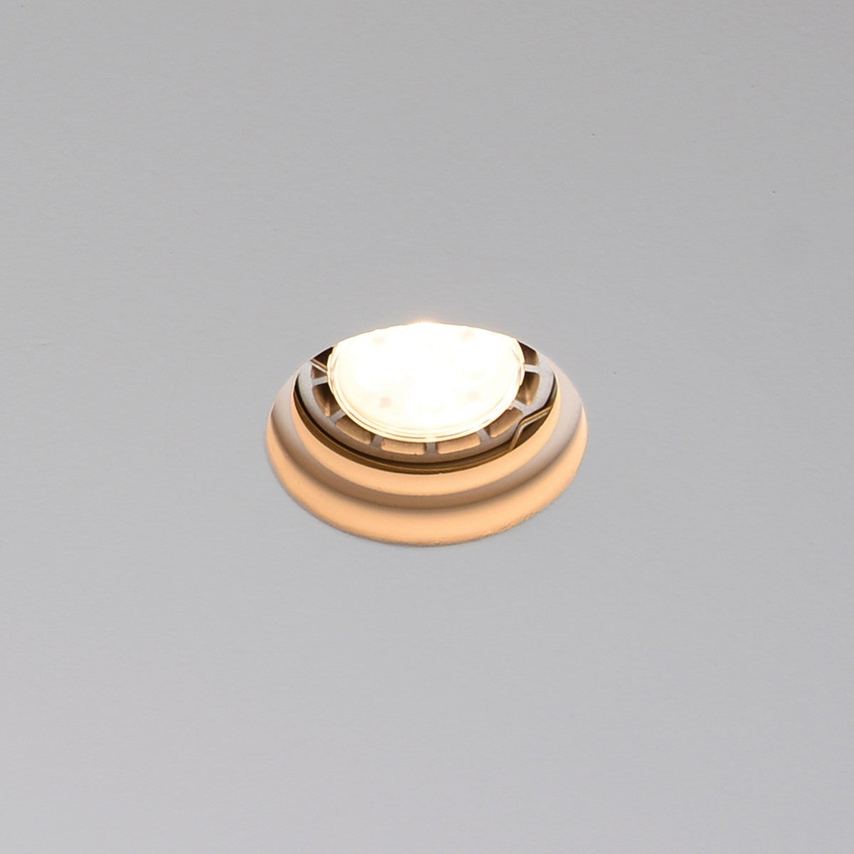 VK Light Downlight – okrugla ugradbena svjetiljka za montažu u strop, GU10