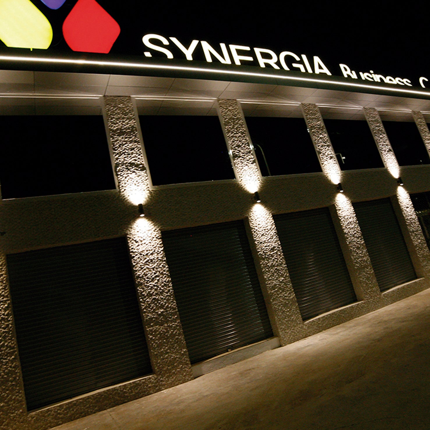 Dopo Cub up/down GU10 přisazené svítidlo černé