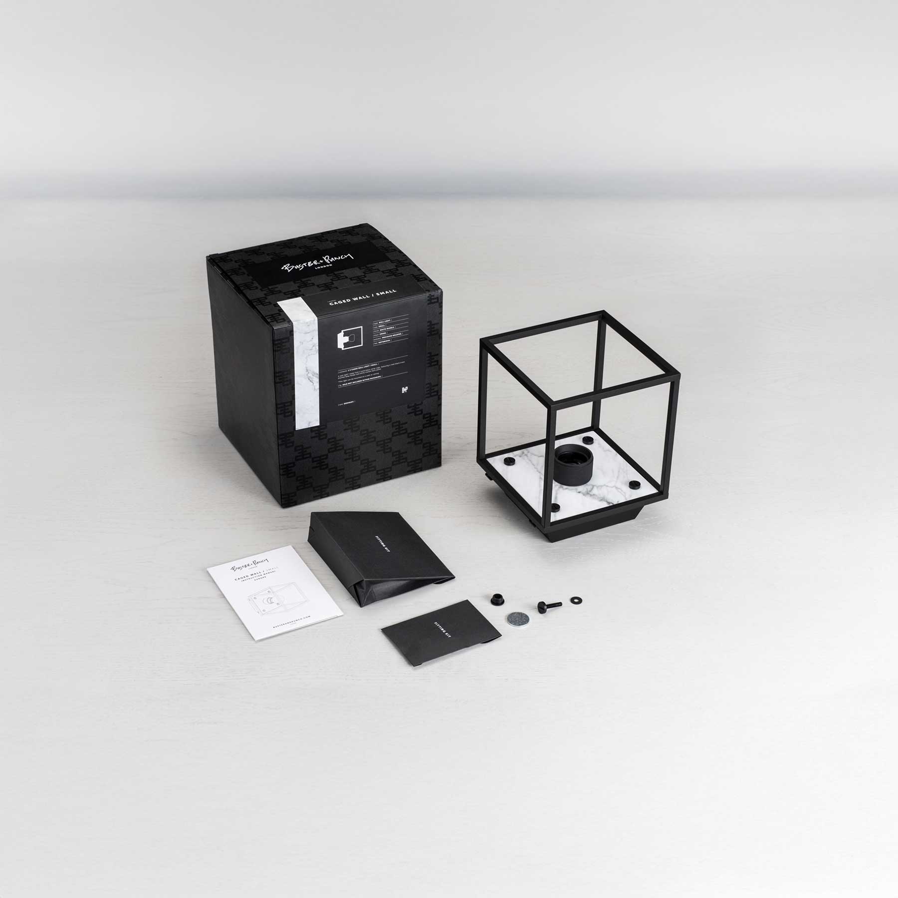 Buster & Punch E27 Caged nástěnné mramorové svítidlo