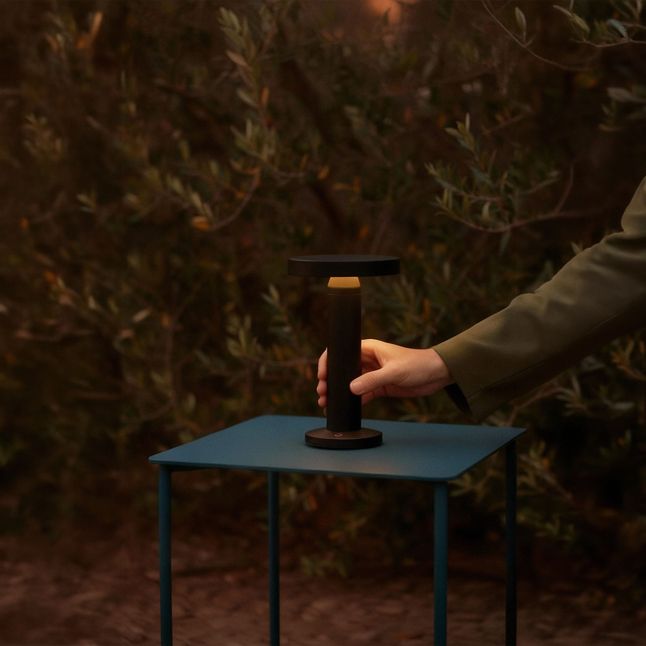 Faro Cata LED stolna lampa