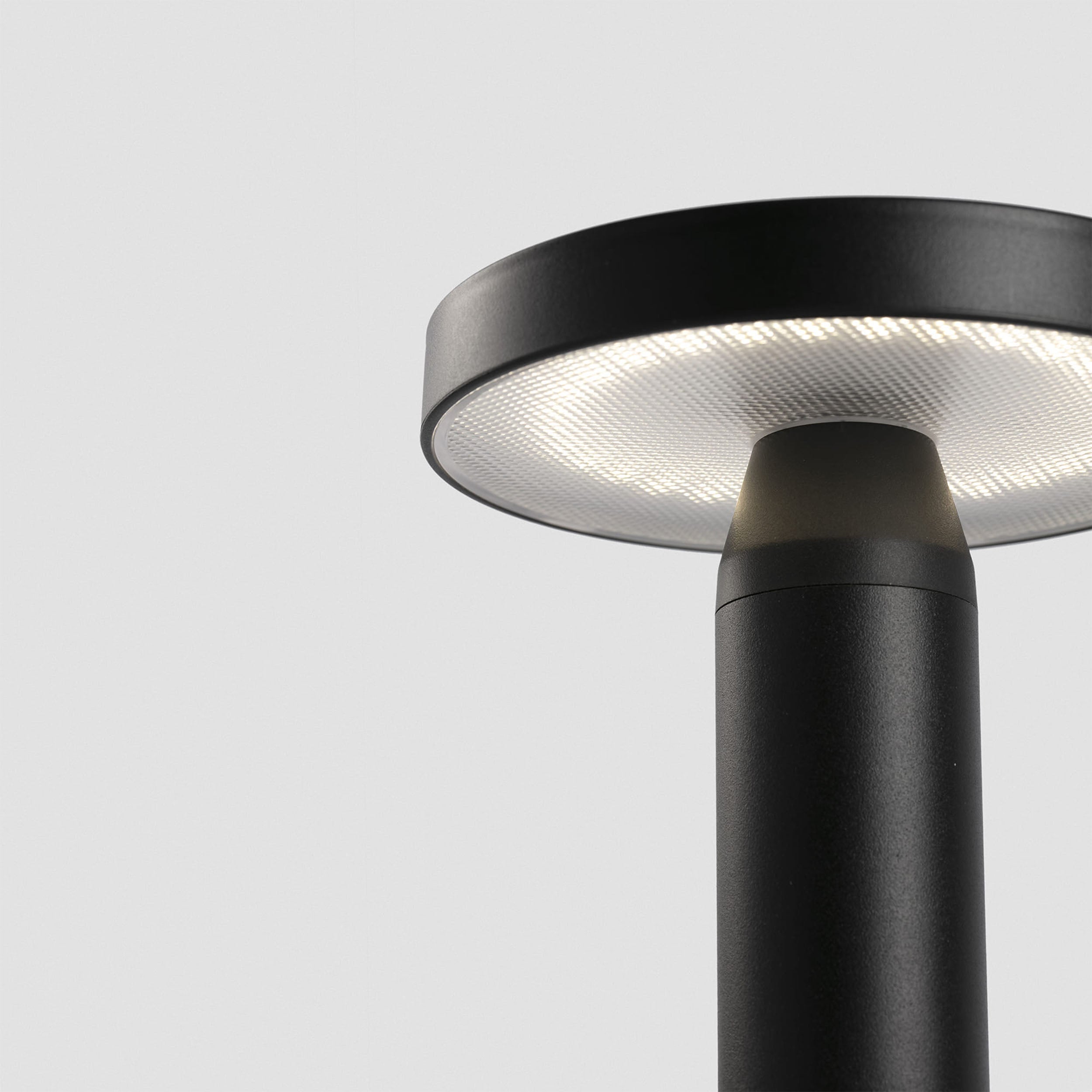 Faro Cata LED stolna lampa