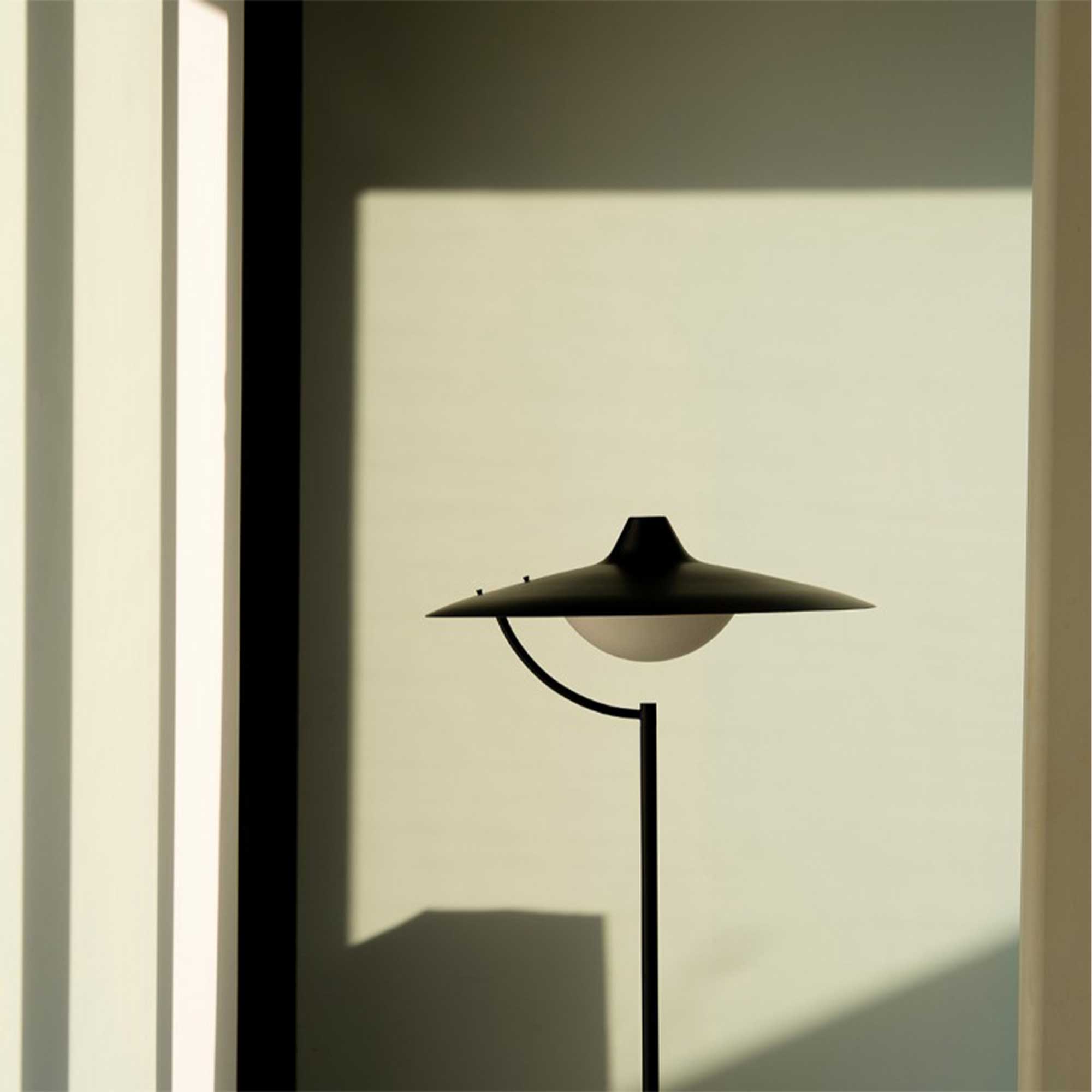 DCW éditions Biny LED podna lampa