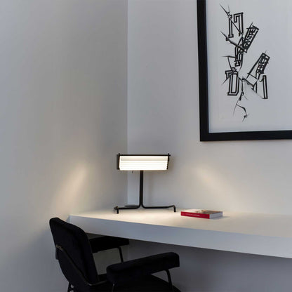 DCW éditions Biny LED stolna lampa