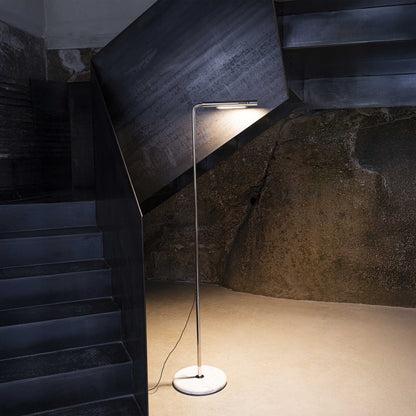 DCW éditions Mezzaluna LED podna lampa