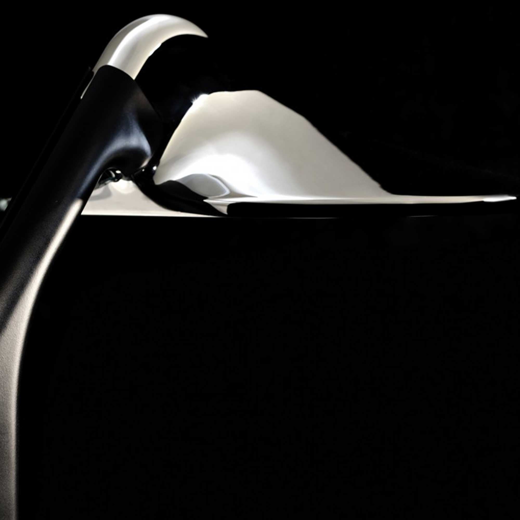 DCW éditions Niwaki LED stolna lampa