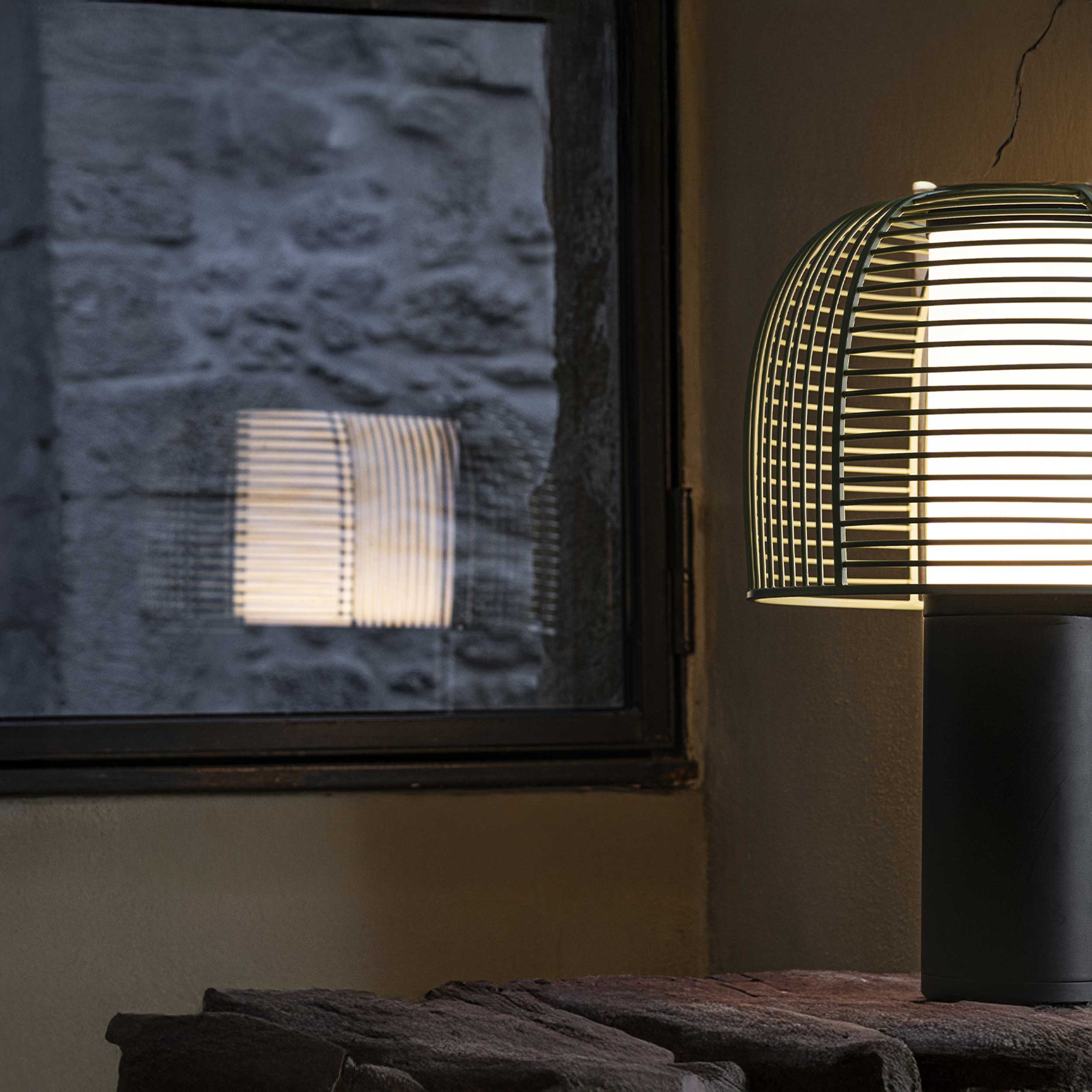 DCW éditions Yasuke LED stolna lampa