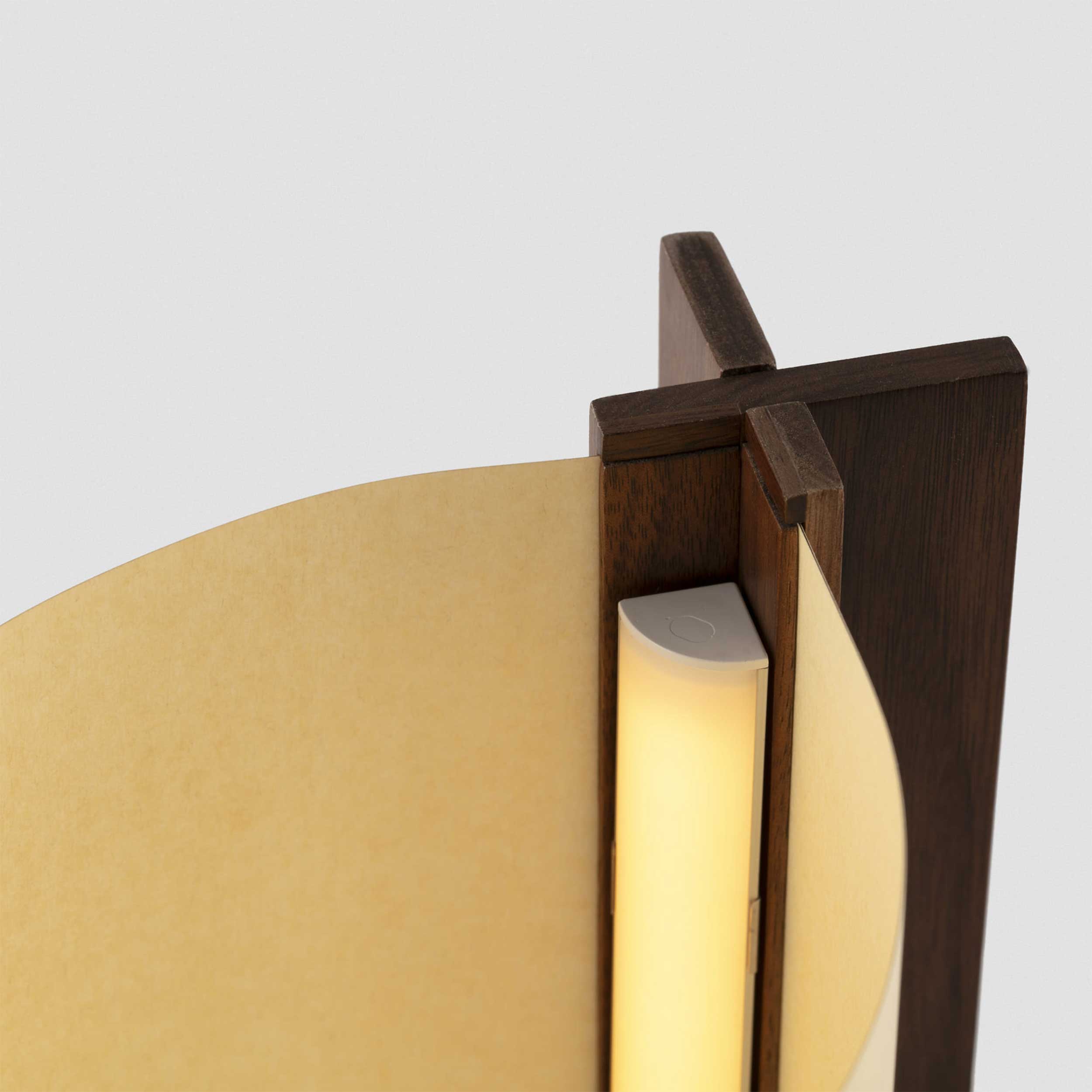 Faro Leo LED stolna lampa