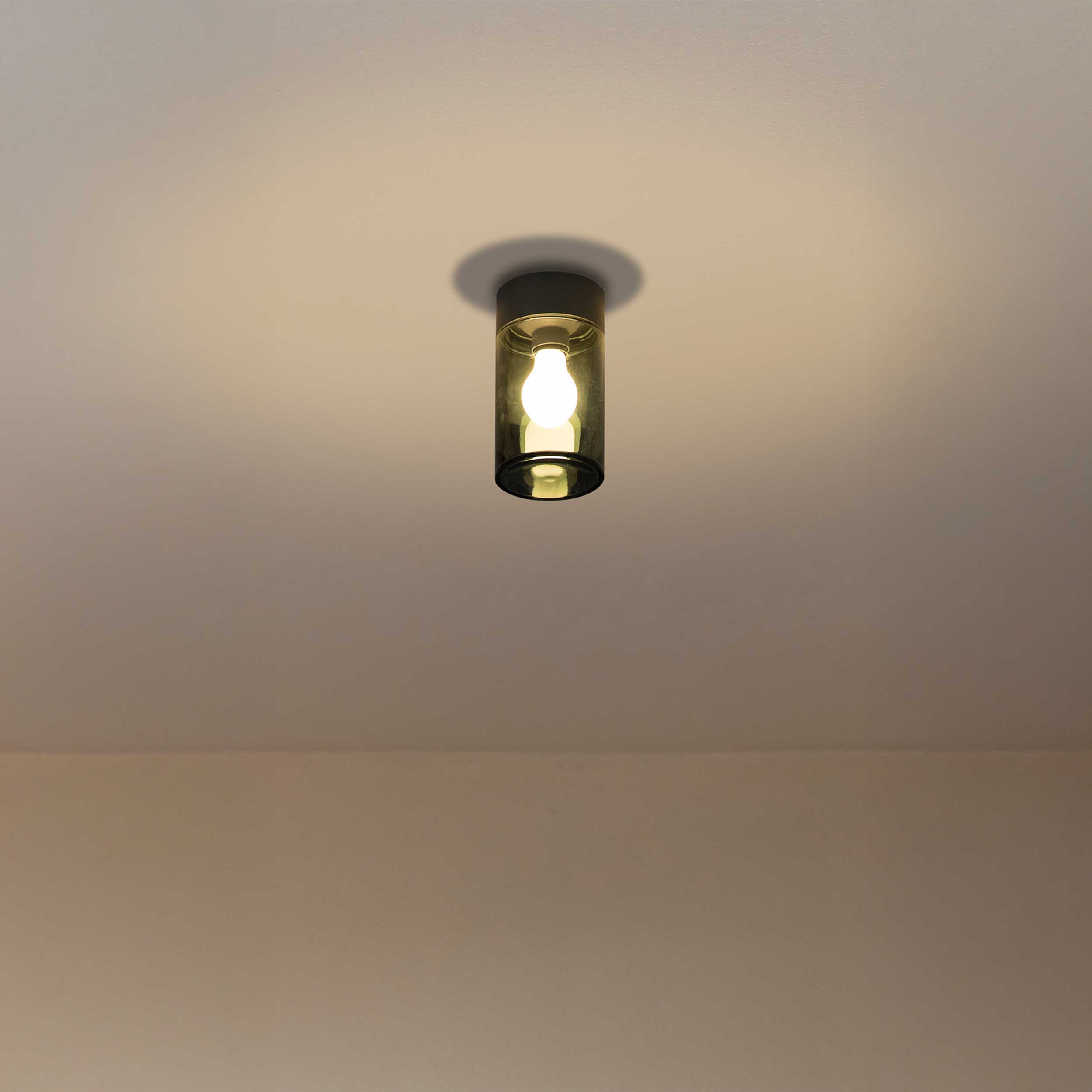 Faro Kila E27 površinski montirani vanjski rasvjetni aparat IP65