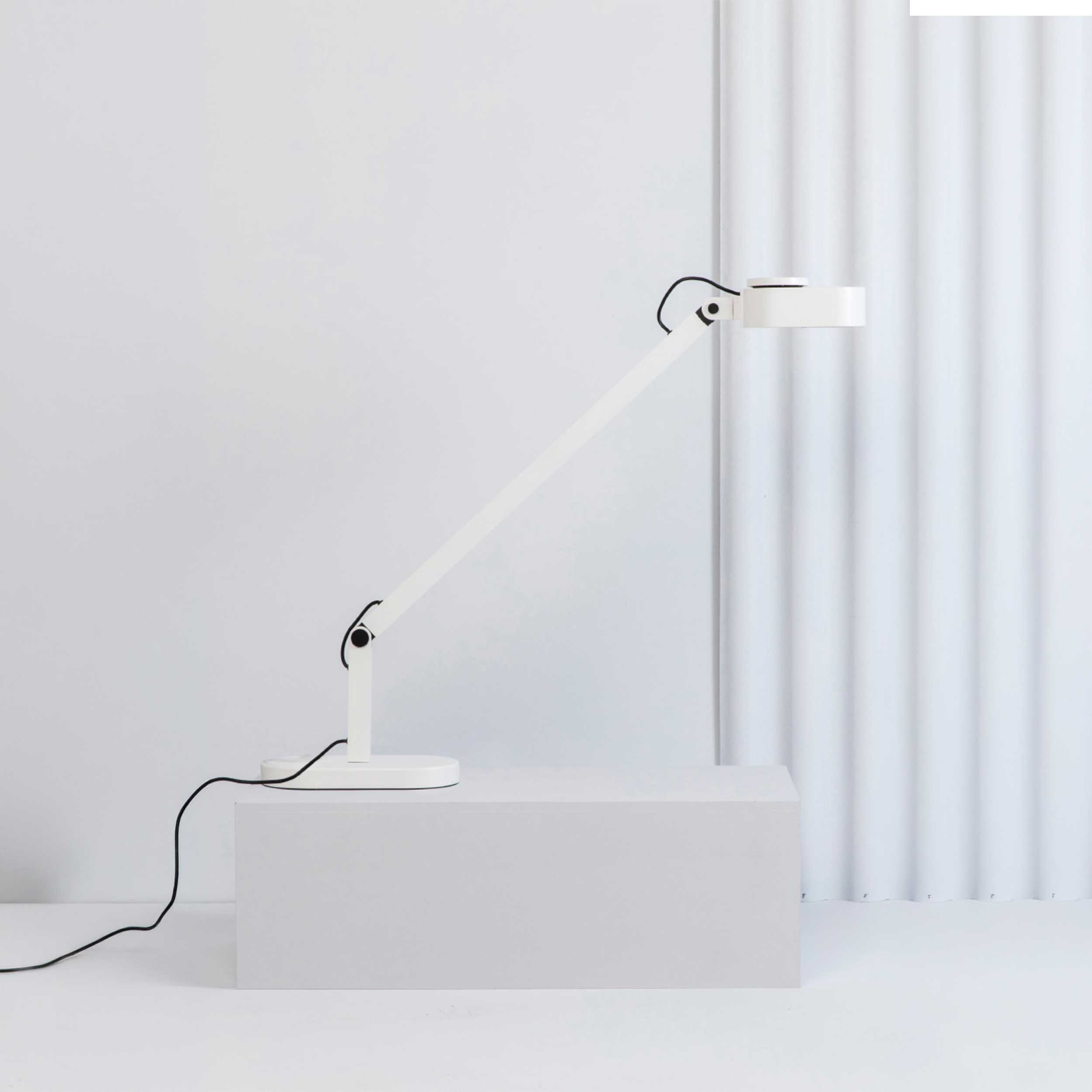 Faro Inviting LED table light