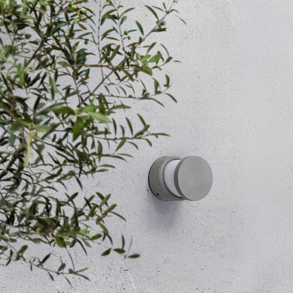 Faro vanjska zidna svjetiljka E27 IP65