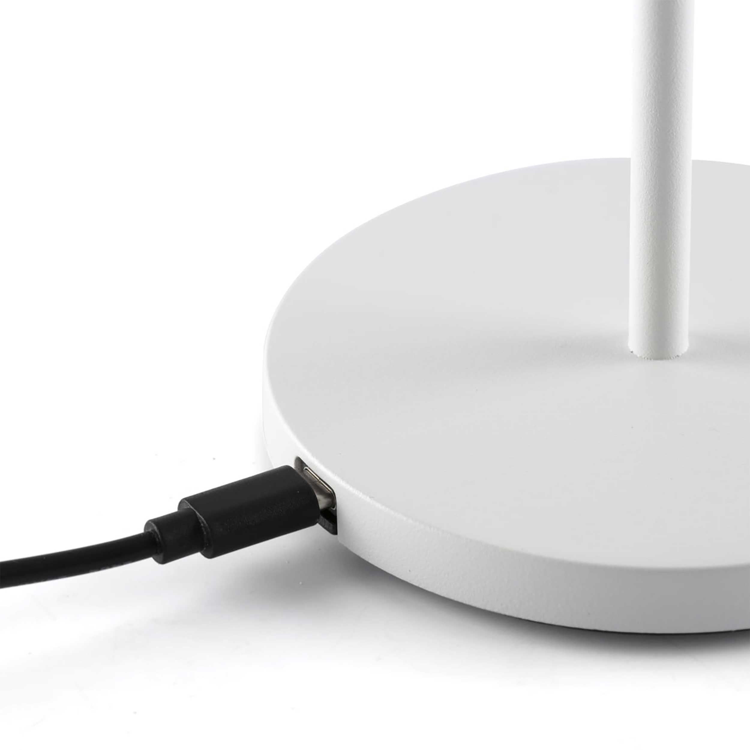 Faro Mavis prijenosna stolna lampa IP54