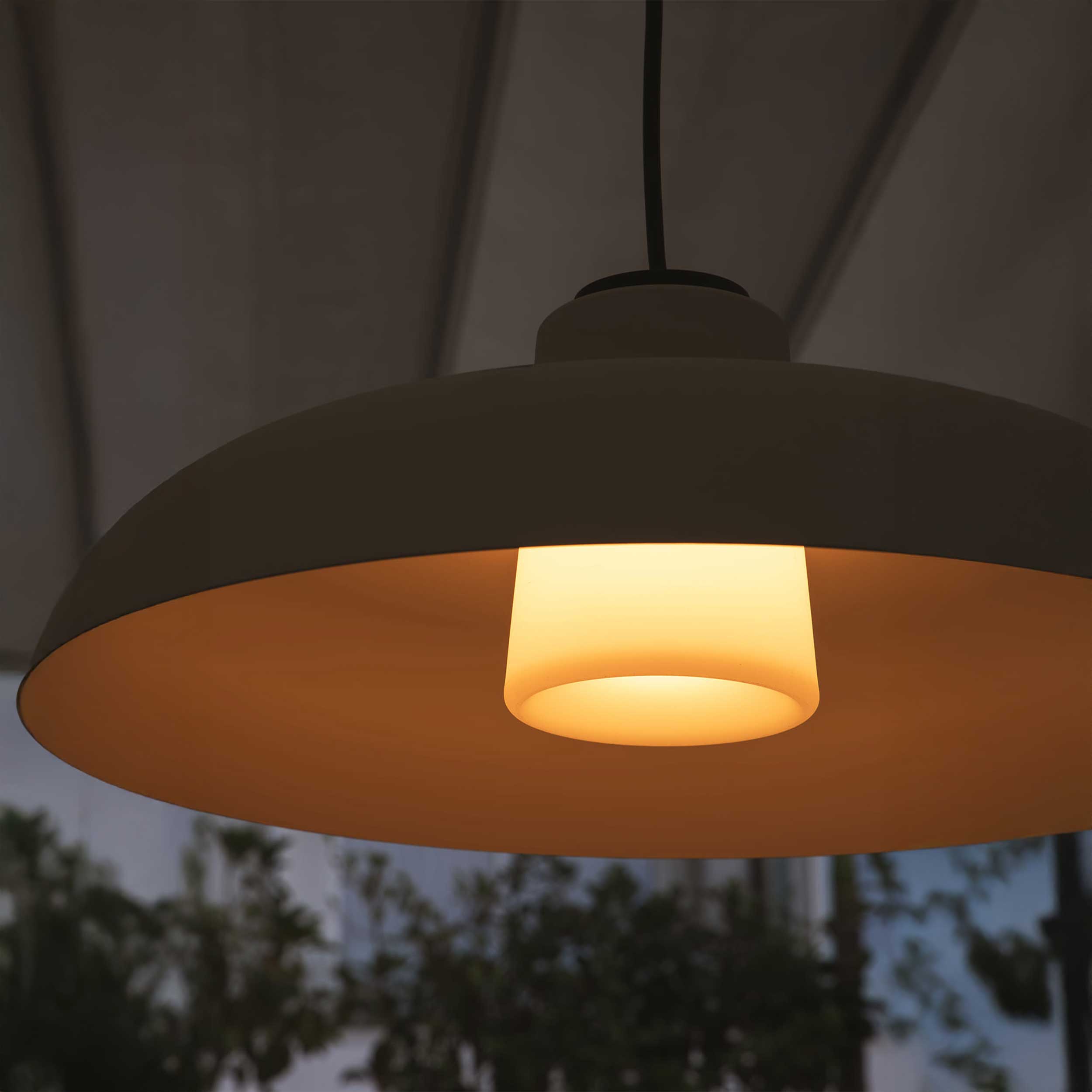 Faro Saga E27 vanjska viseća svjetiljka IP65