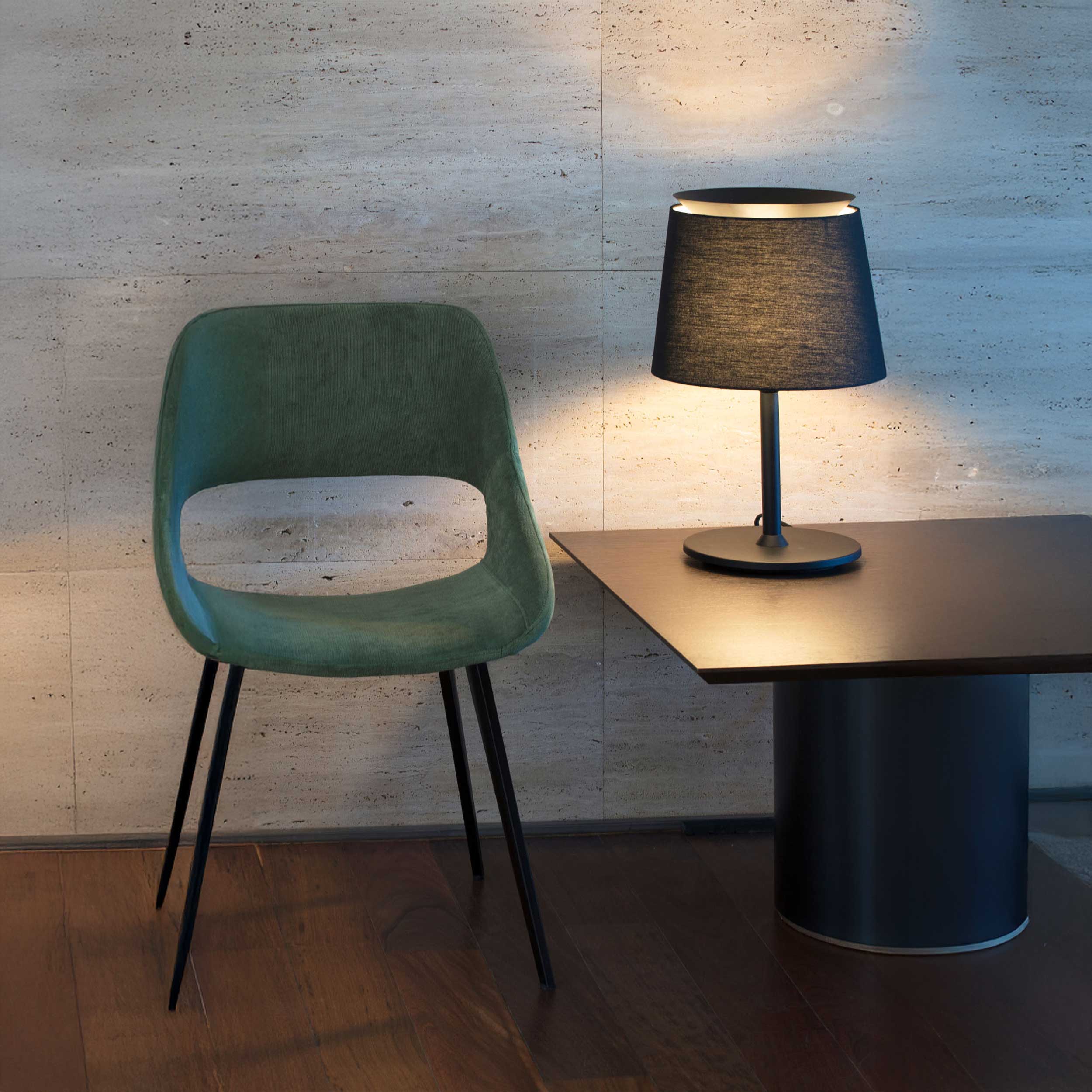 Stolna lampa Faro Savoy E27