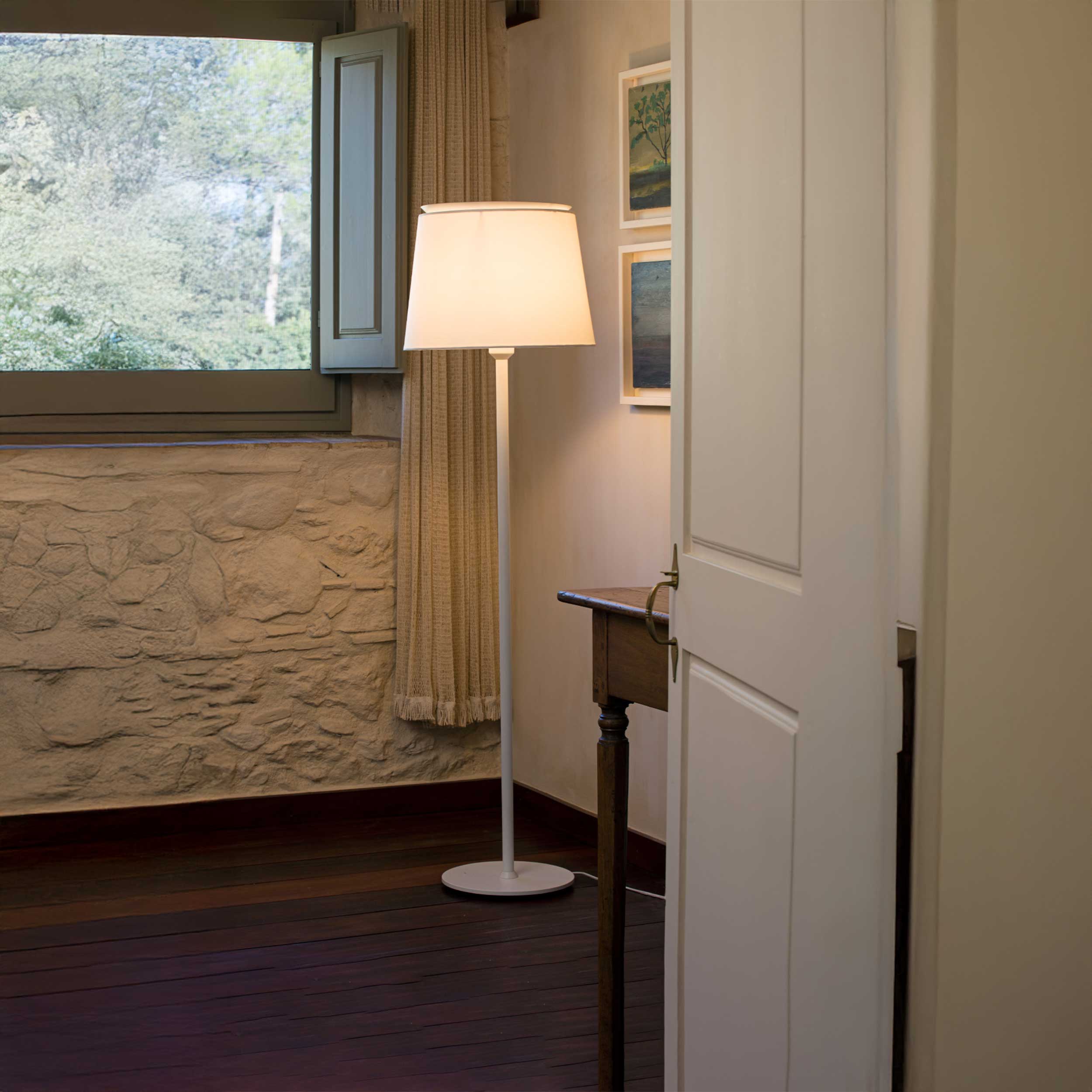 Podna lampa Faro Savoy E27