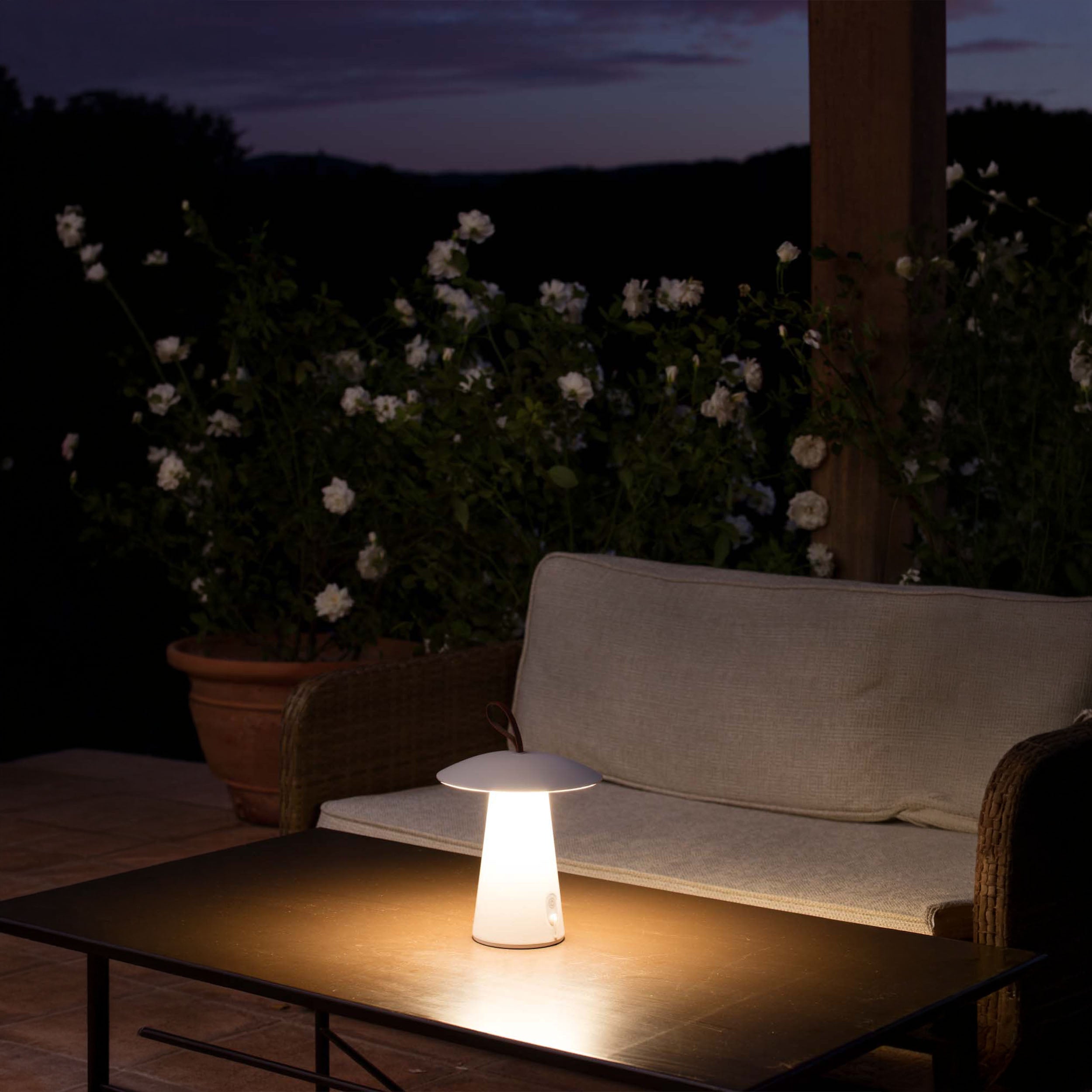 Faro Cata LED stolna lampa