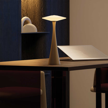 Stolna lampa VK Light Sora
