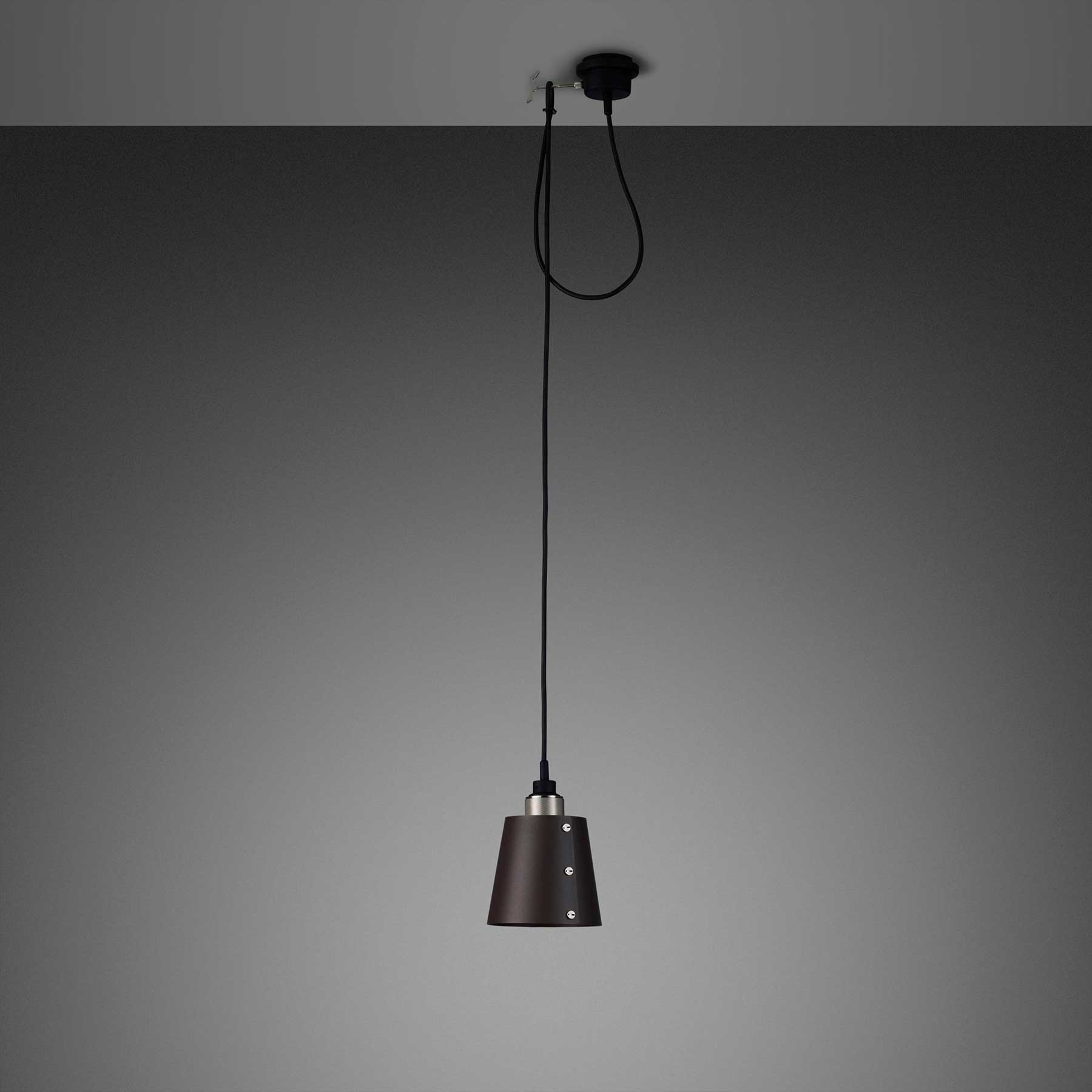 Buster & Punch HOOKED 1.0 Graphite E27 závěsné svítidlo