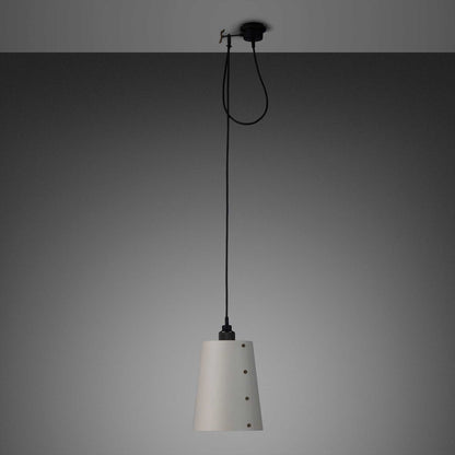 Buster & Punch HOOKED 1.0 Stone E27 závěsné svítidlo