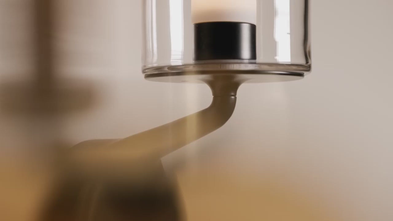 Učitaj video: Astro Elena